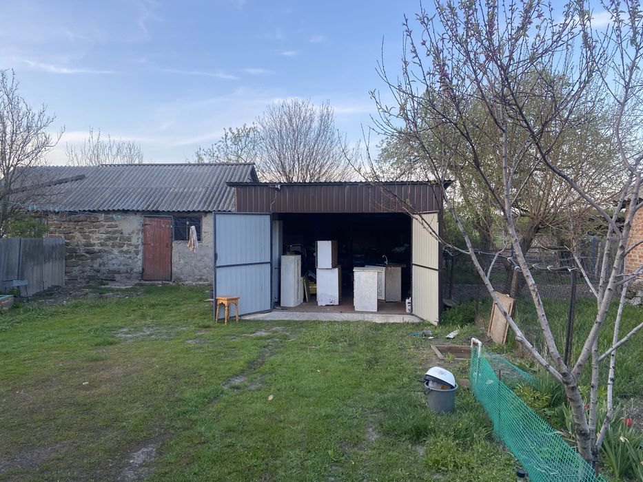 1/2 будинку в продажі