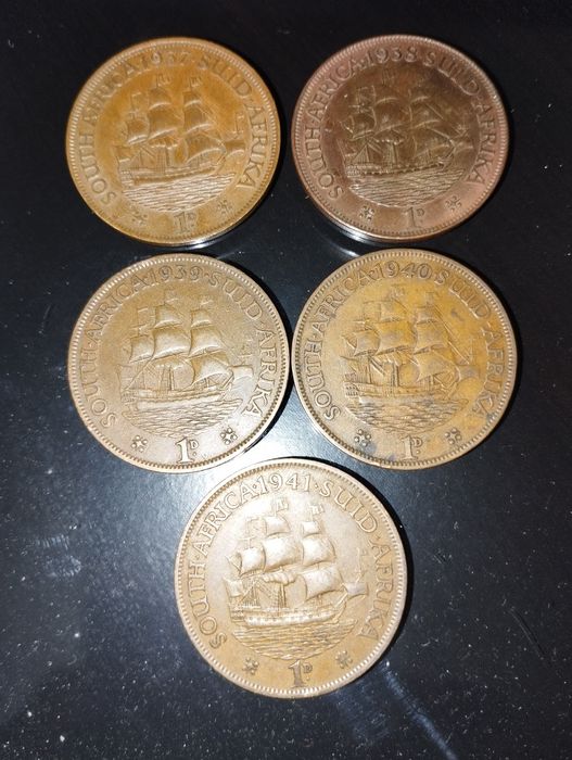 Moedas 1 Penny Bronze de 1937, 1938, 1939, 1940 e 1941 de África Sul