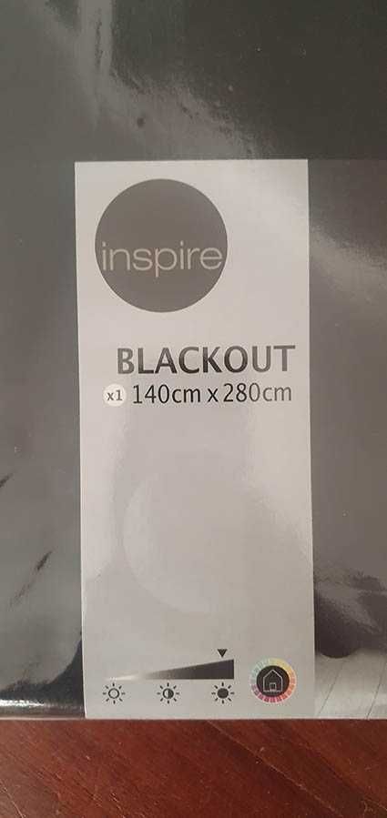 Cortina blackout Preto (Ainda embalada a estrear)  l.140 x Alt.280 cm