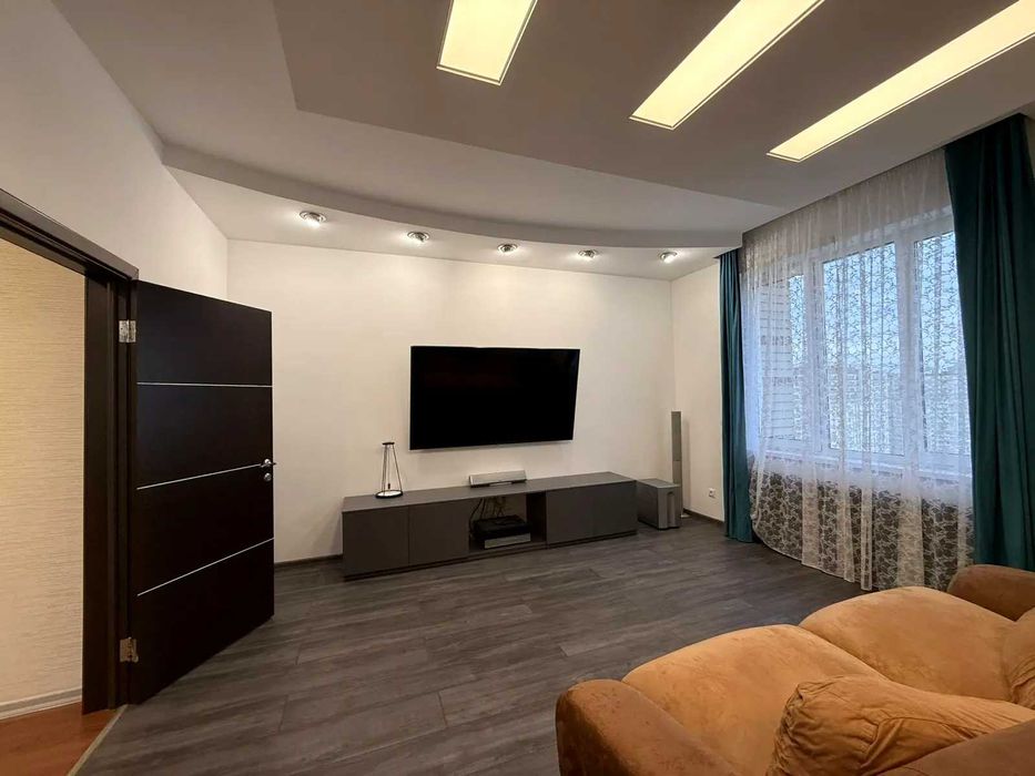 Сдаю в первые квартиру на долгий срок по улице Урловская 16/37