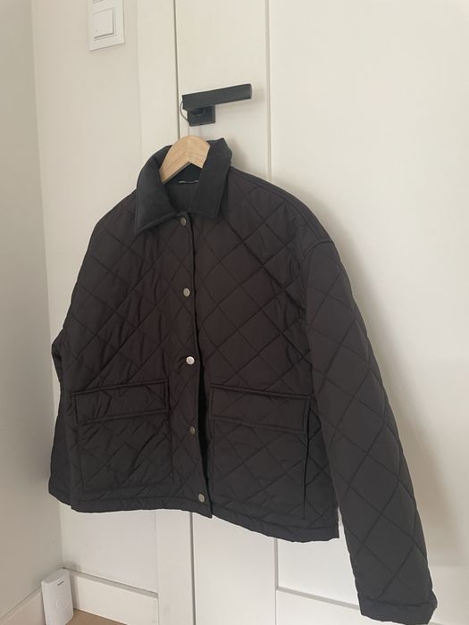 Kurtka parfois czarna