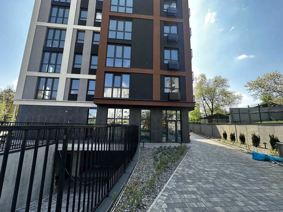 Оренда приміщення на вул. Трильовського (Сихів). 90кв.м.