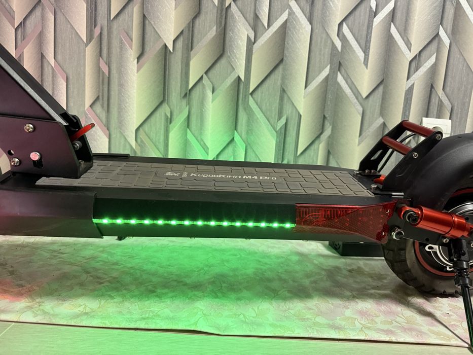Електросамокат KUGOO Kirin M4 PRO (18Ah/ 2025р.)