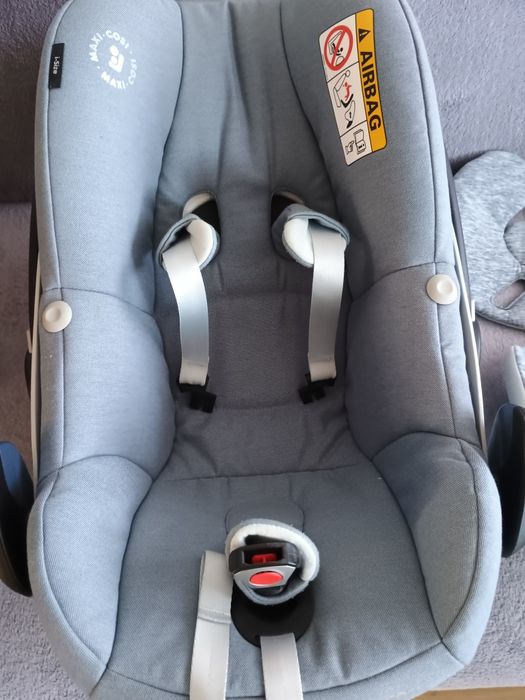 Fotelik Maxi Cosi pebble pro z bazą FamilyFix2