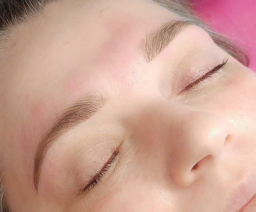 Ламинирование ресниц. Оформление бровей, покраска. Бабурка