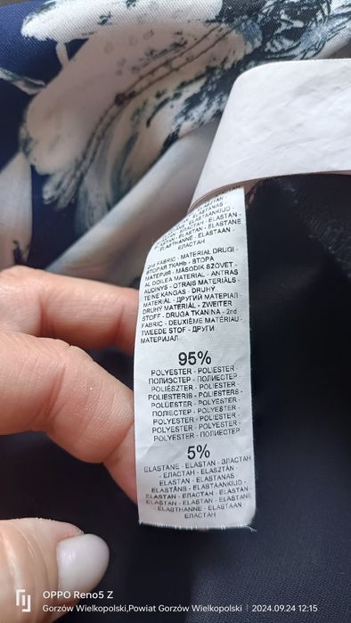 Prosta sukienka z rękawem 3/4. Reserved