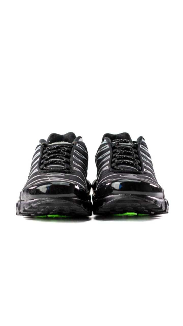 Кросівки кроссовки Nike Air Max Tn Plus Black Silver Green