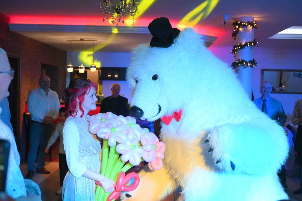 Wynajem maskotki XXL na 18-kę | Oryginalna niespodzianka | Gdynia