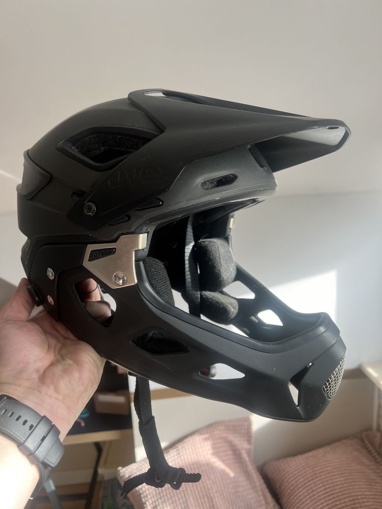 Kask uvex szczeka odpinana