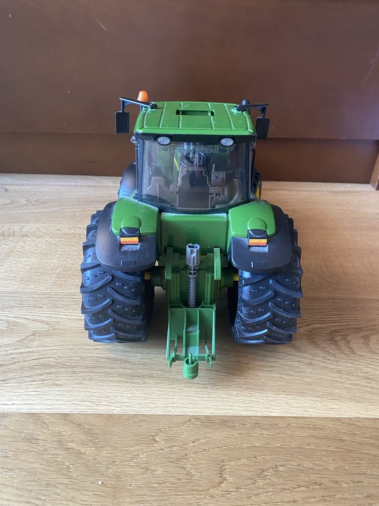 Trator Bruder John Deere 7930
