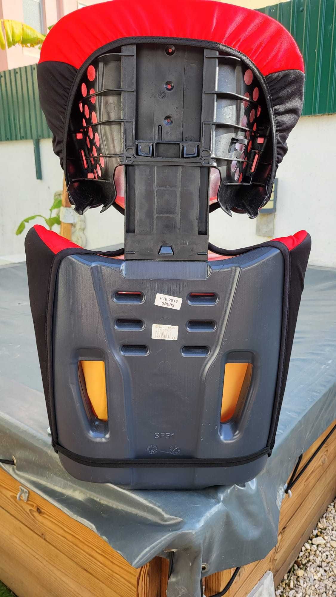 Cadeirinha carro com suporte cabeça (100-150 cm) (Usado)