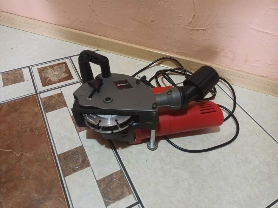 Bruzdownica Einhell TC-MA 1300