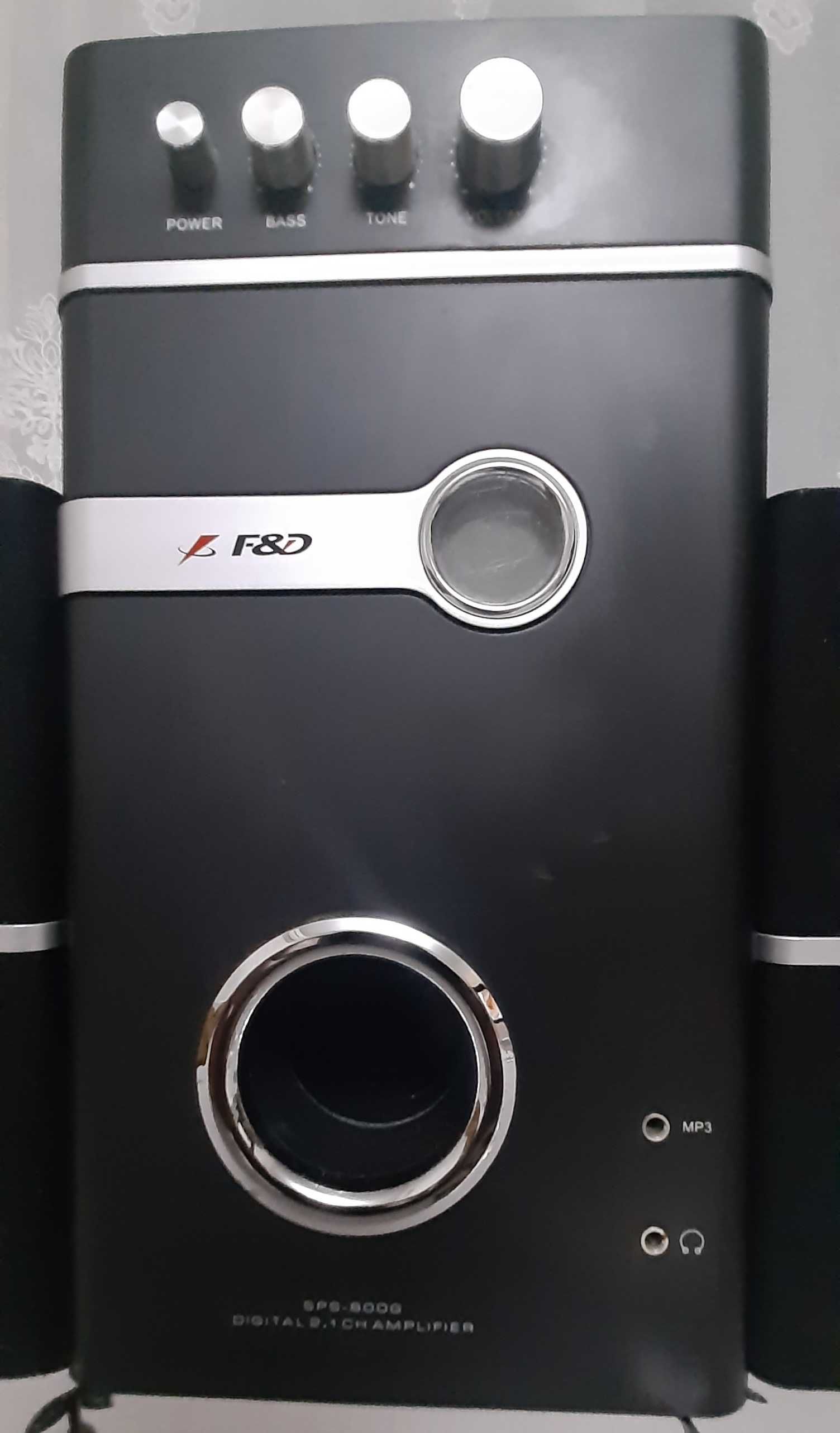 Акустична система з сабвуфером 2.1 F&D SPS-800G в хорошому стані.
