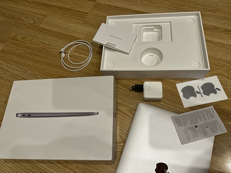 Apple Macbook Air m1 2020