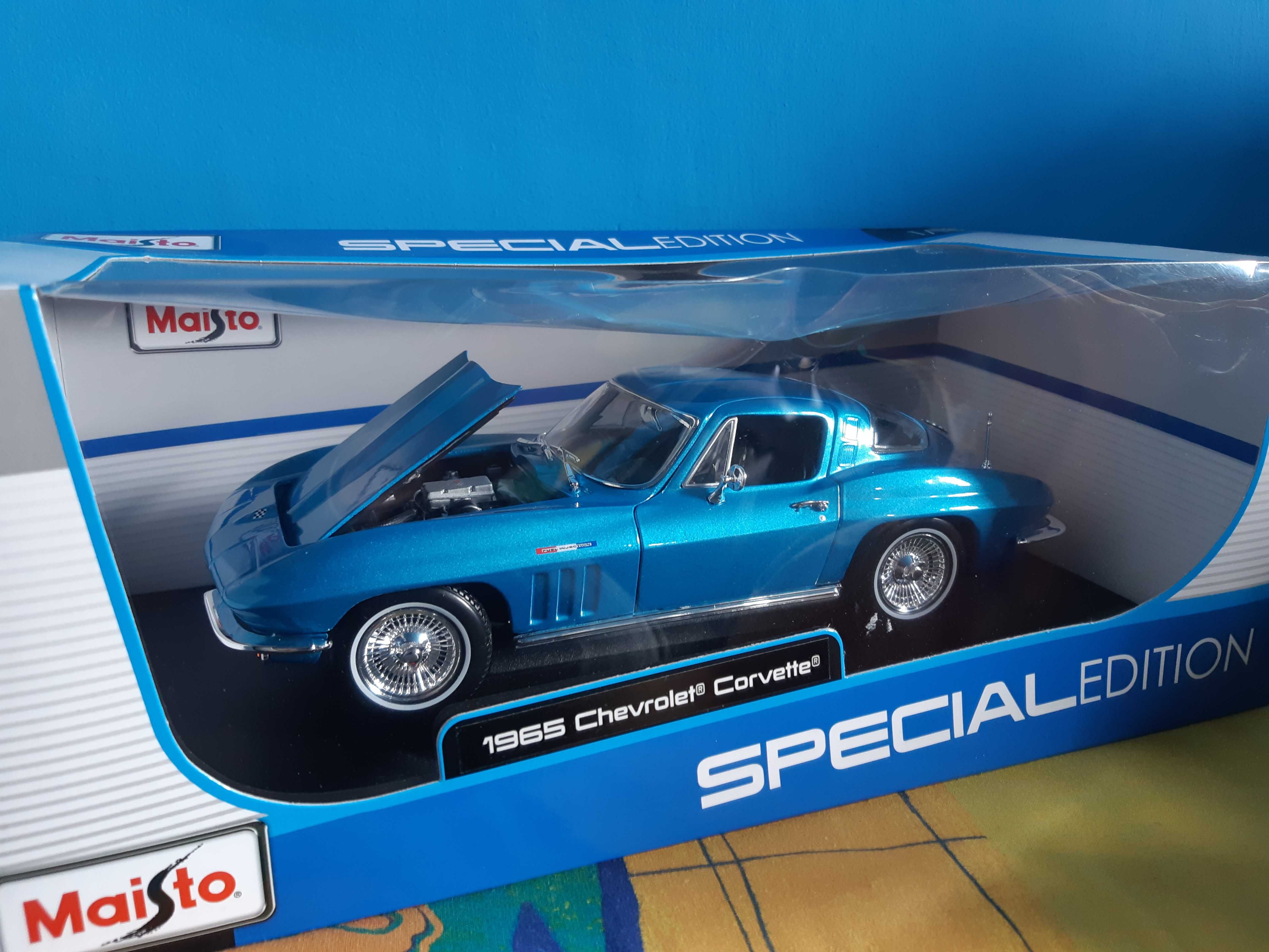 Chevrolet Corvette Stingray 1965 1:18 Maisto