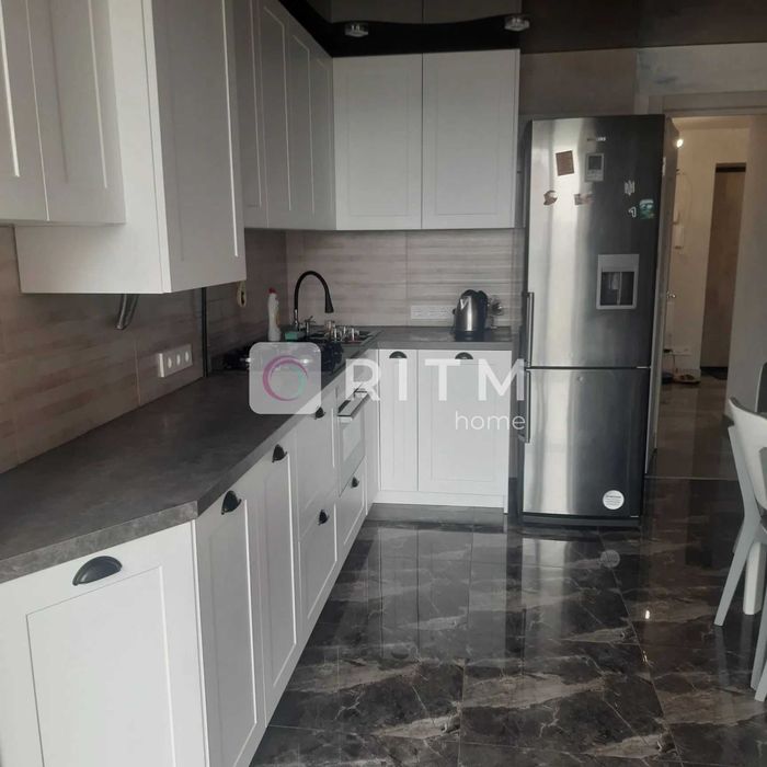 2-к. квартира в центрі міста в житловому комплексі Яровиця.