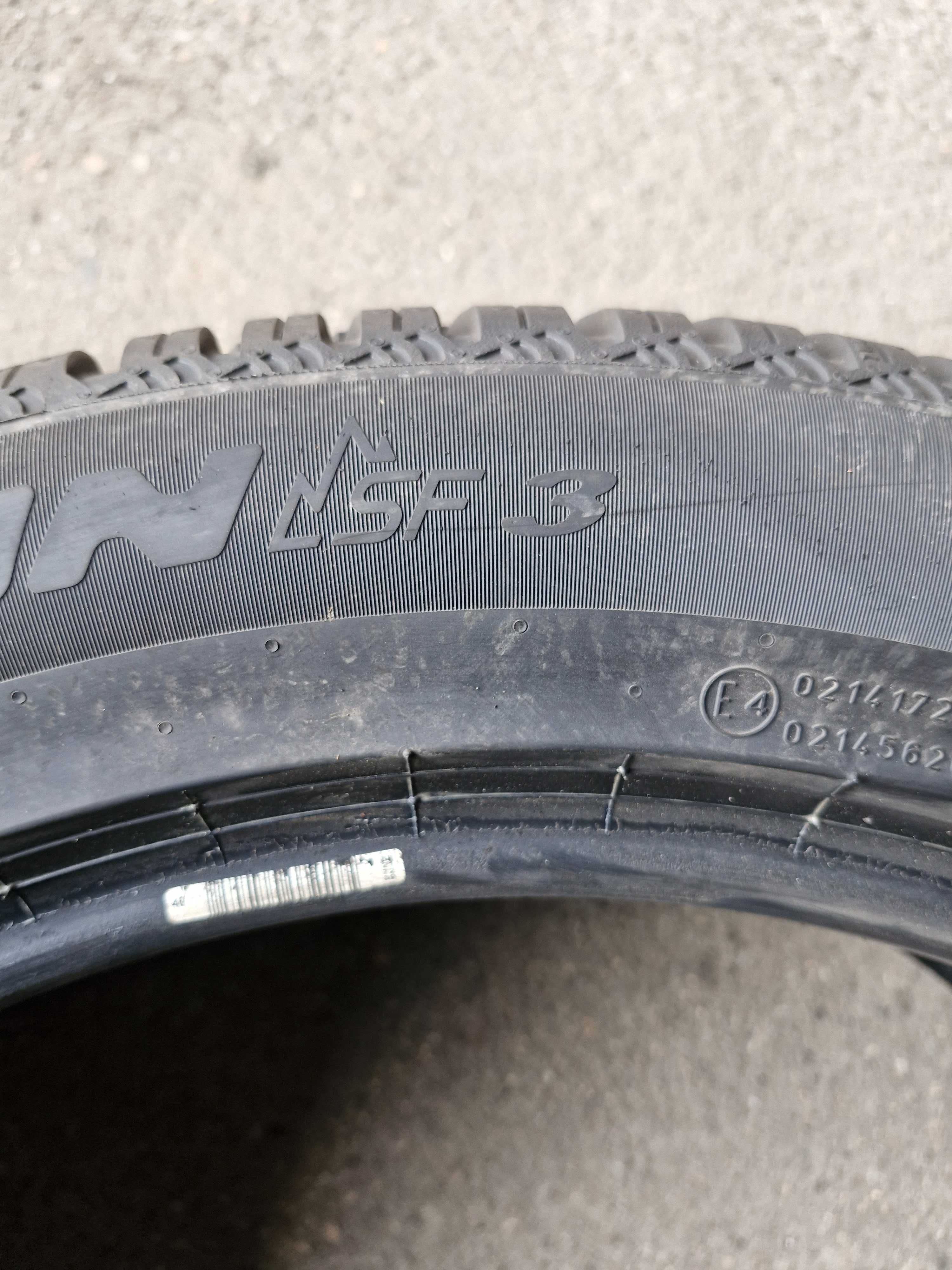 Opona całoroczna  235/50/19  103W  Pirelli  2024r