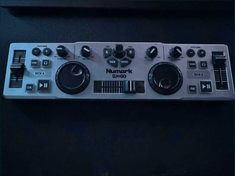 Numark Dj2Go Kontroler