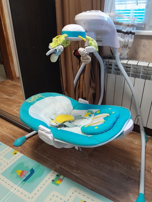 Заколисуючий центр Careterо