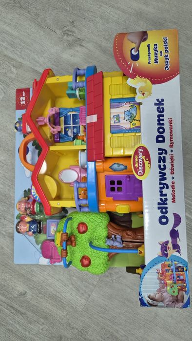 Odkrywczy domek Dumel nowy