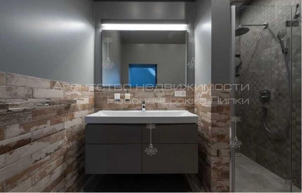 Аренда дома 550м2 Стоянка