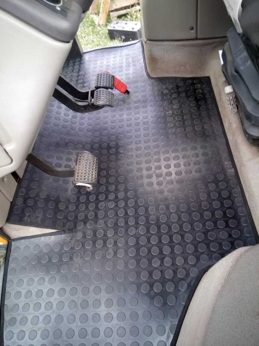 Mata gumowa dywanik kabiny Claas Dominator