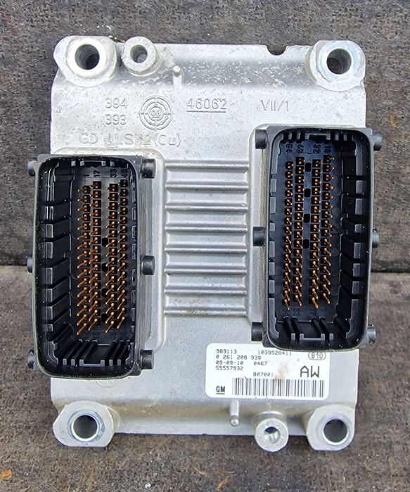KOMPUTER STEROWNIK SILNIKA 55557932 OPEL CORSA D 1.0 B