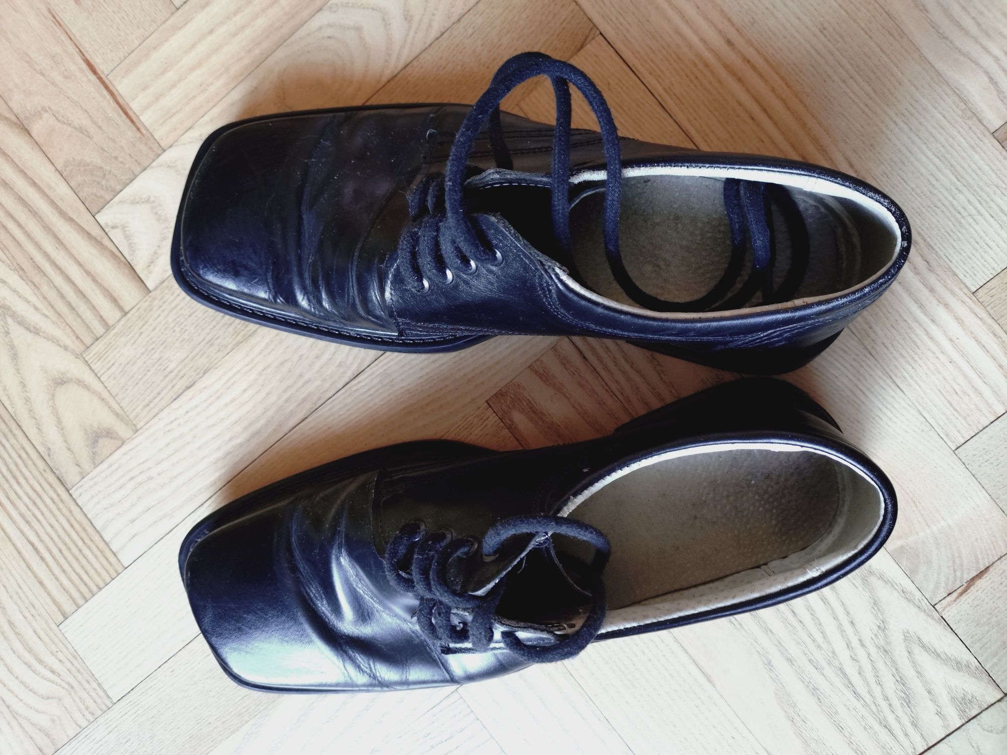 Buty męskie wizytowe
