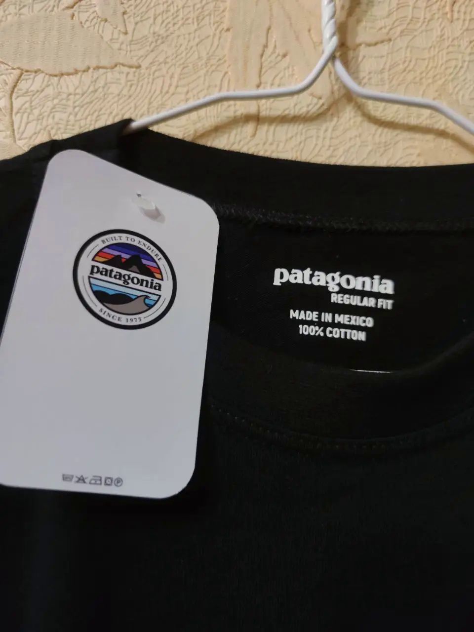 Чорна футболка Patagonia two-sides logo футболка Патагония