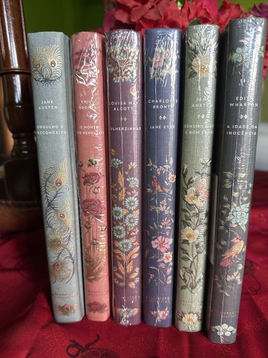 Livros da Coleção Romances Eternos