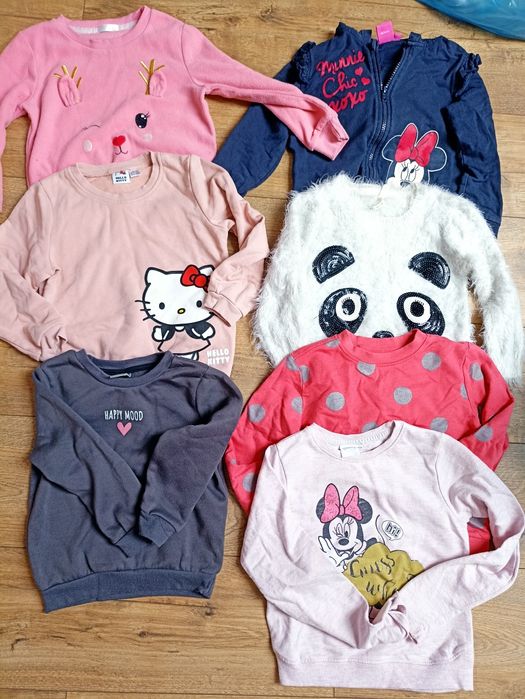 Zestaw bluz 104 i 98 paka sweterków