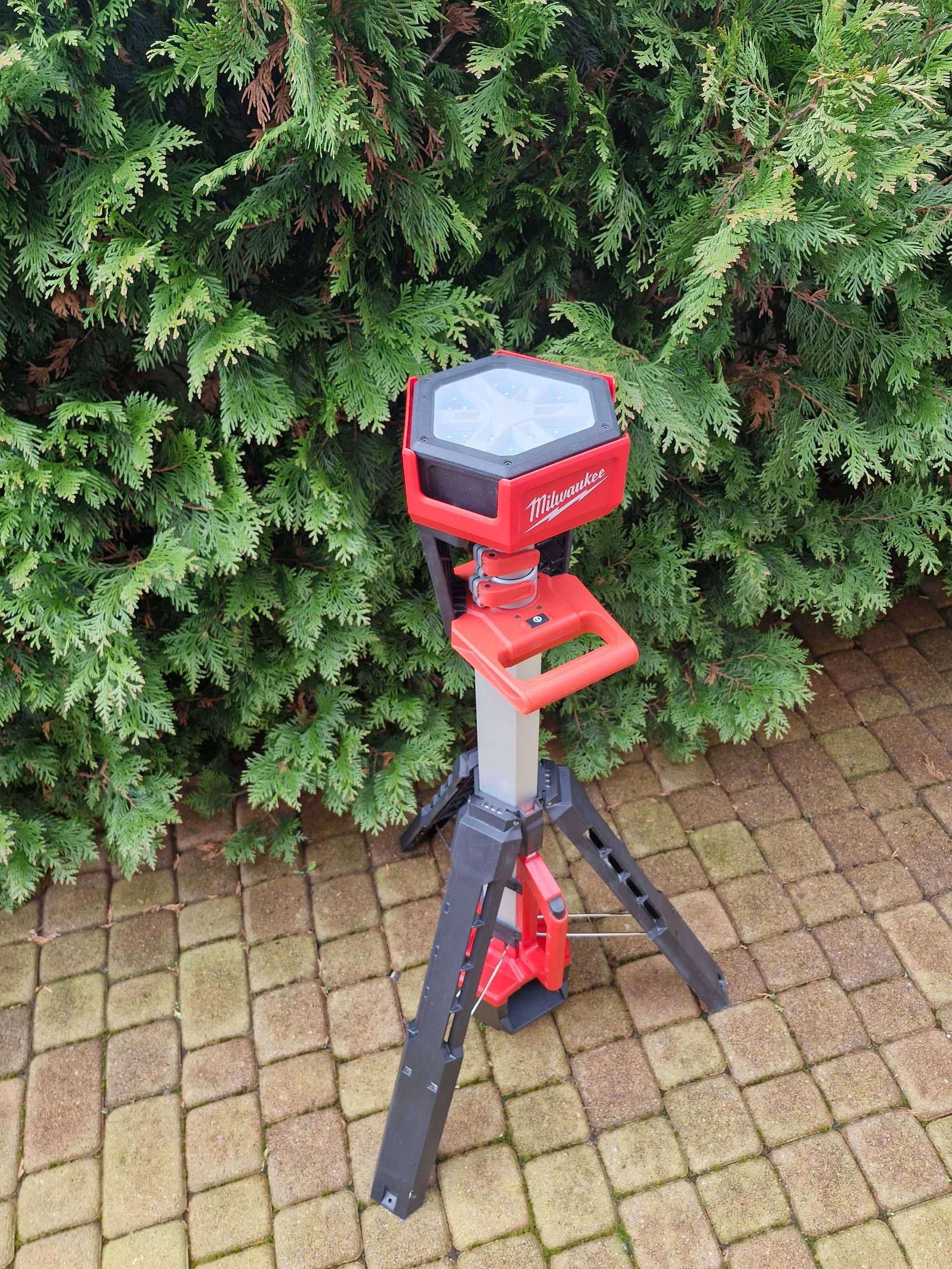 Milwaukee m18 sal2 Lampa