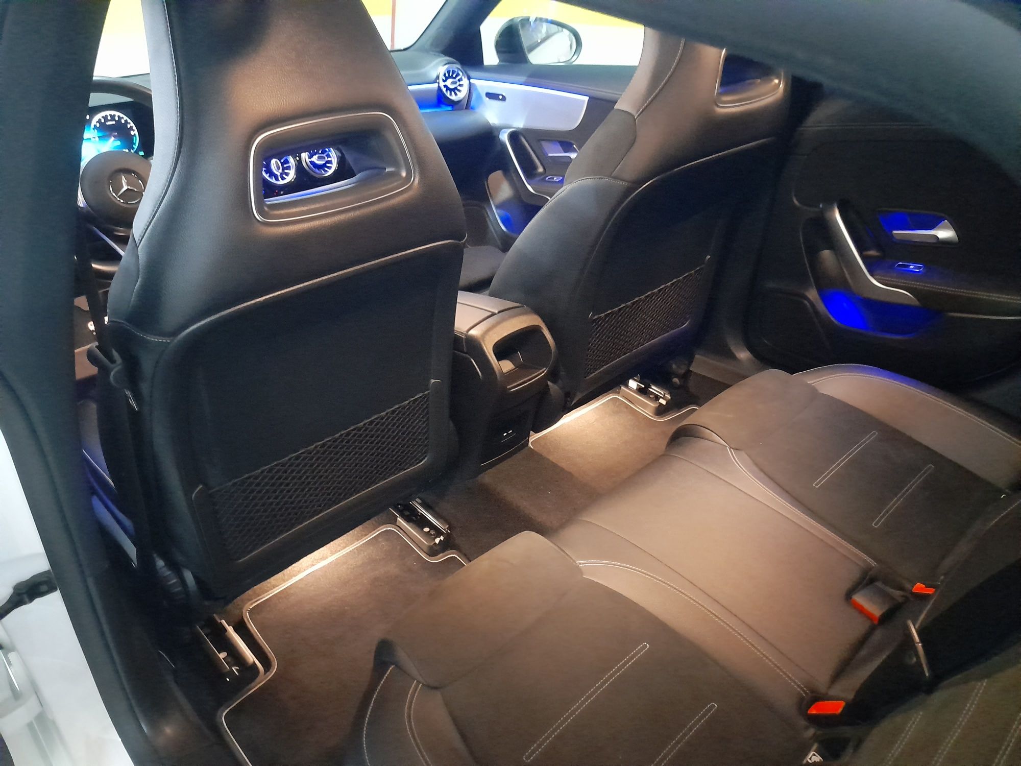 Mercedes CLA 250 E plug-in-hybrid EQ power AMG  66 000 kms pack night