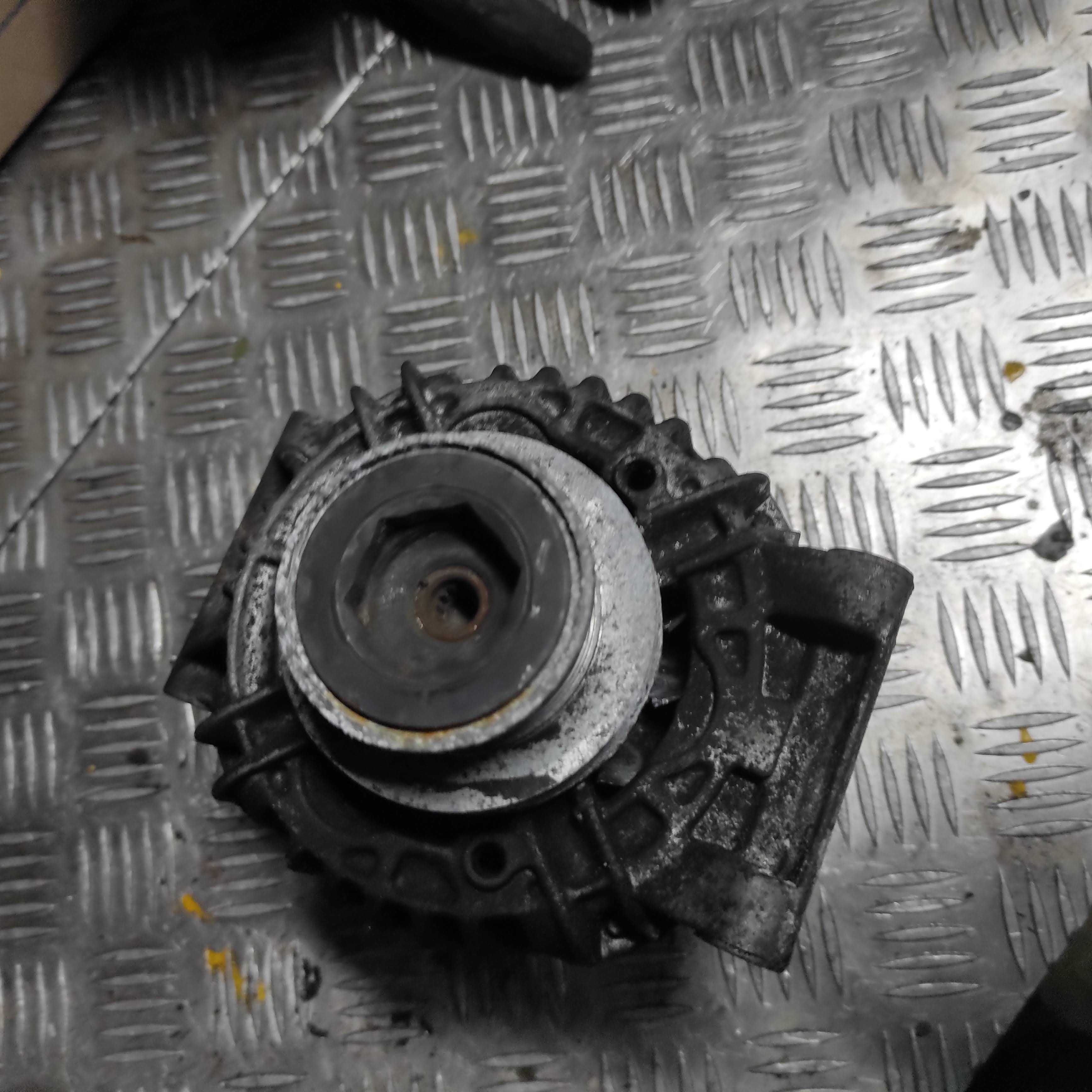 Alternator Renault Scenic I Lift 1,6 16 V 0124,325,031