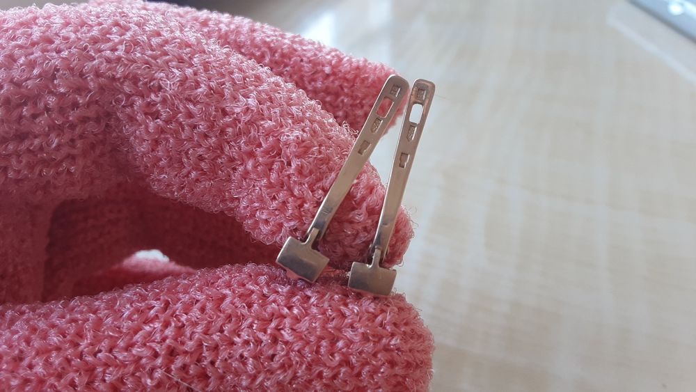 Сережки з сапфіром 4.7 грам свої Золото проба 585