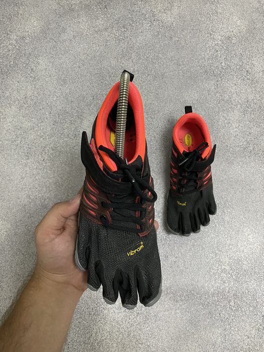 Vibram Fivefingers кросівки 5 пальців трекінгові