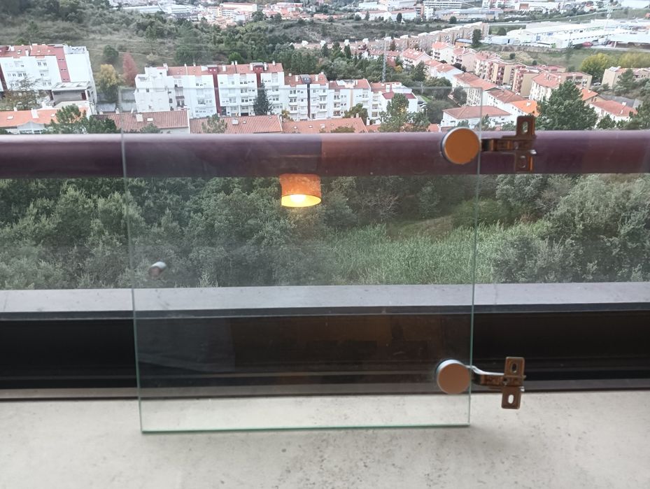 Portas de vidro para estante tipo kallax de IKEA