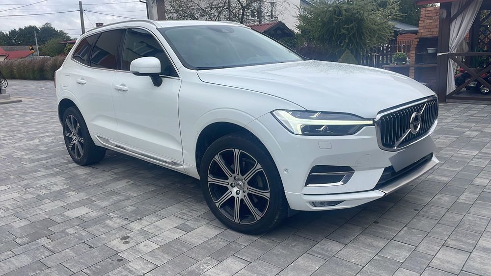 Volvo XC 60 Volvo xc60 t5 awd Inscription Biała Perła