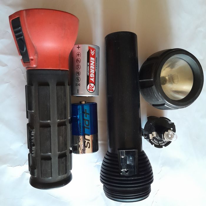 Фонарь. Фонарик. Прорезиненный. Рабочие Состояние.