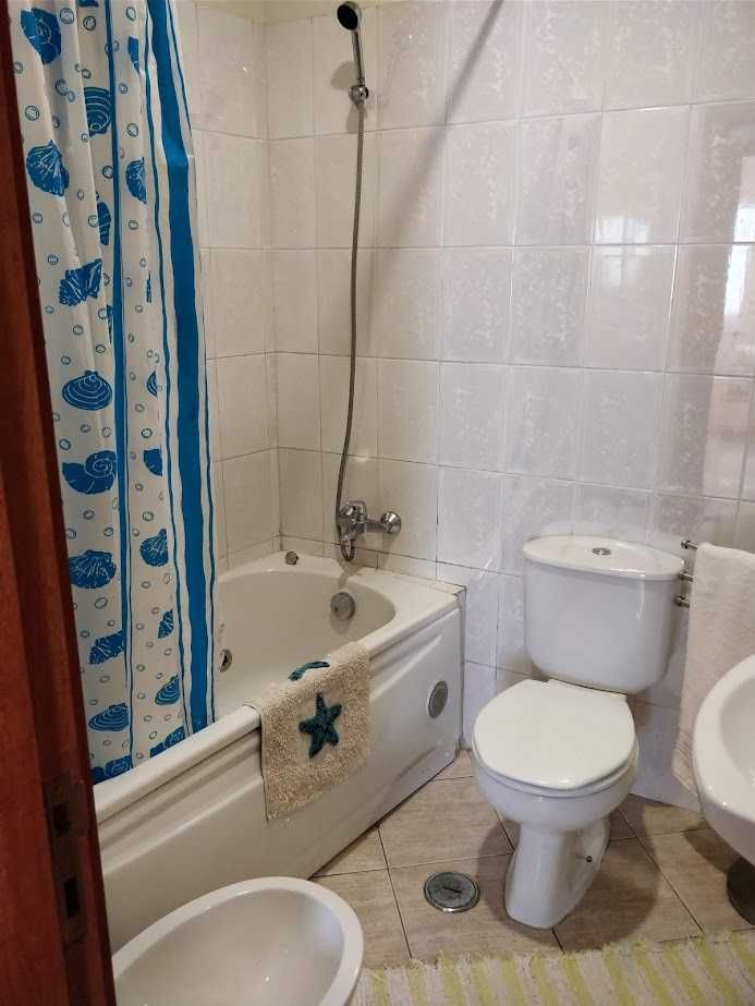 Andar moradia T2 centro Vila Praia de Ancora
