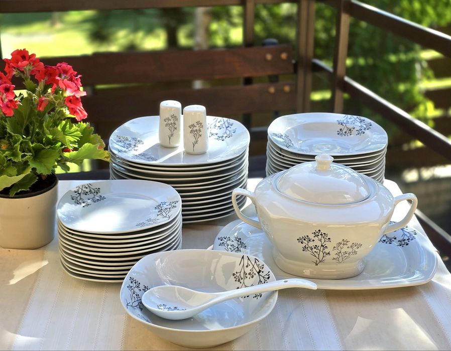 Zestaw obiadowy dla 12 osob RÓŻNE!