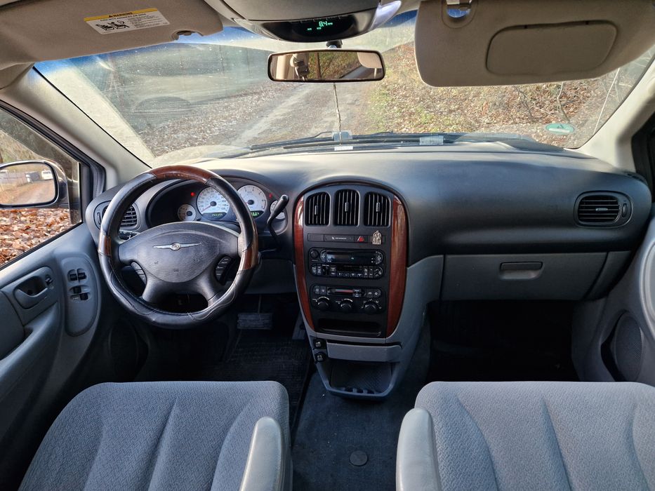 Chrysler Town & Country 3.3 v6