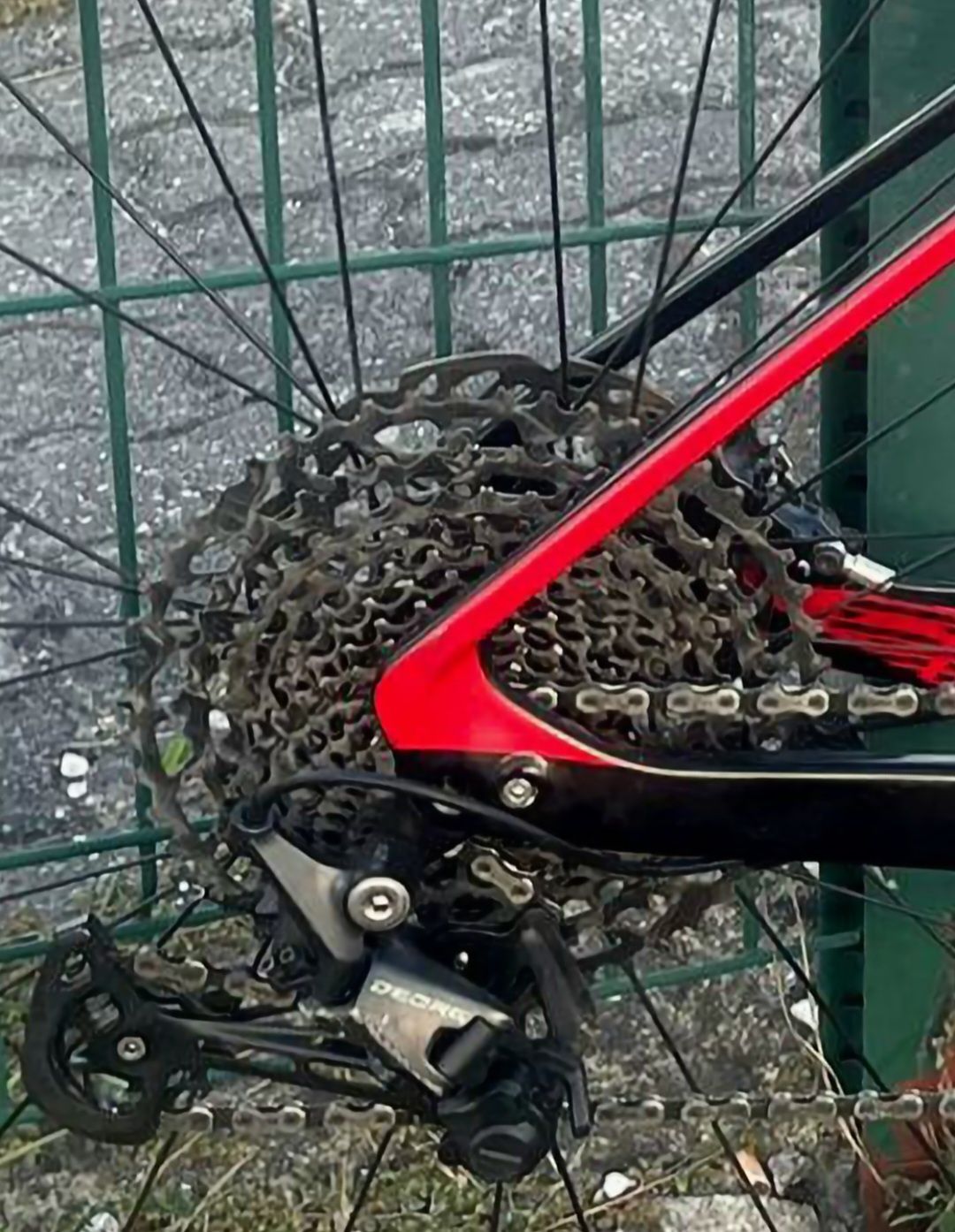 Specialized S-Works
Quadro carbono 
Tamanho M 
Rodas Fulcrum
Pneus Max