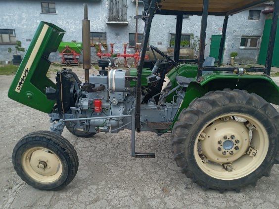 Ursus C-328 ciągnik rolniczy