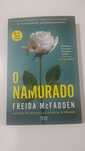 Livro "O namorado" de Freida McFadden