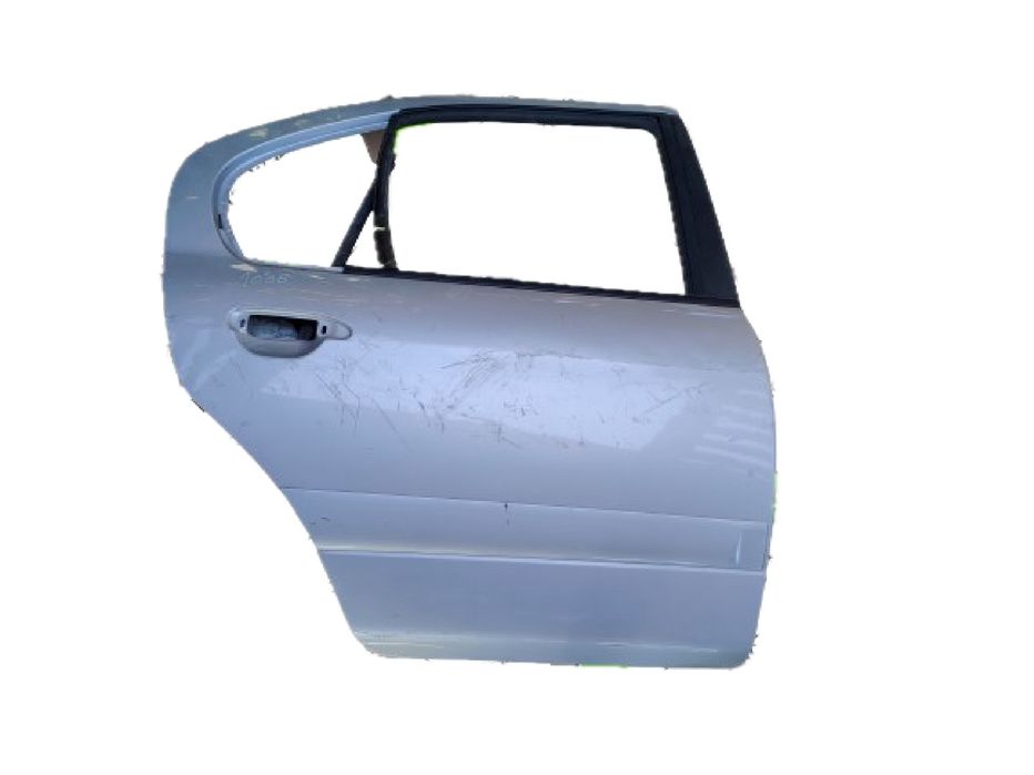 Porta trás direita NISSAN Primera Sedan (P11)