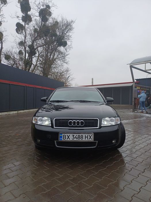 Ауді а4 б6,2002 року,2.0 газ бензин.