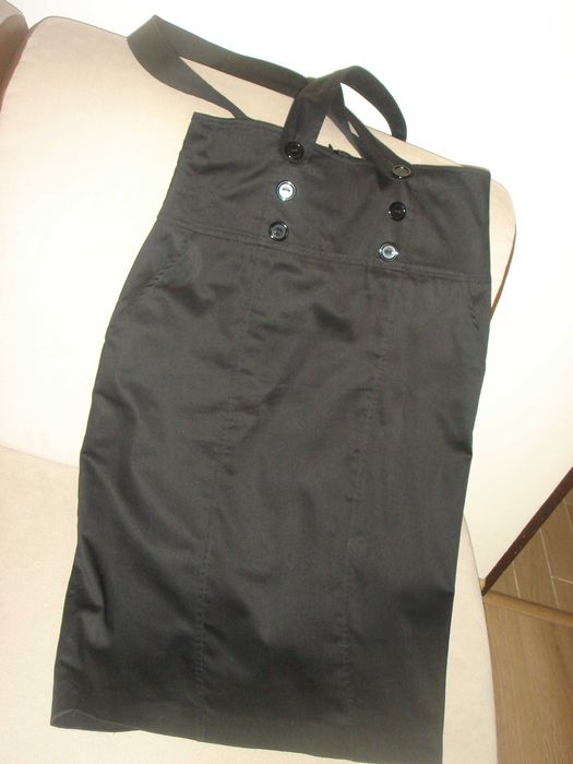 spódniczka na szelkach z podwyższonym stanem