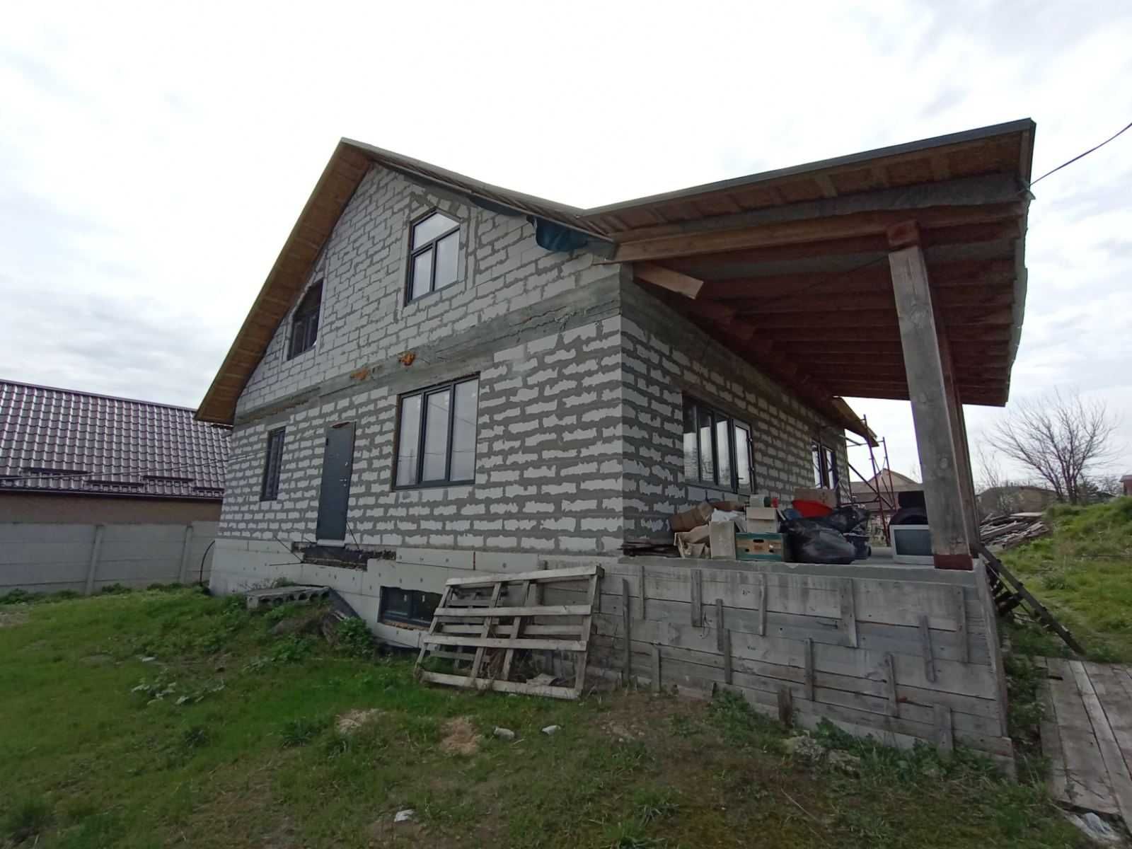 Продаж будинку 210 м2 на 10сотках. Центр!