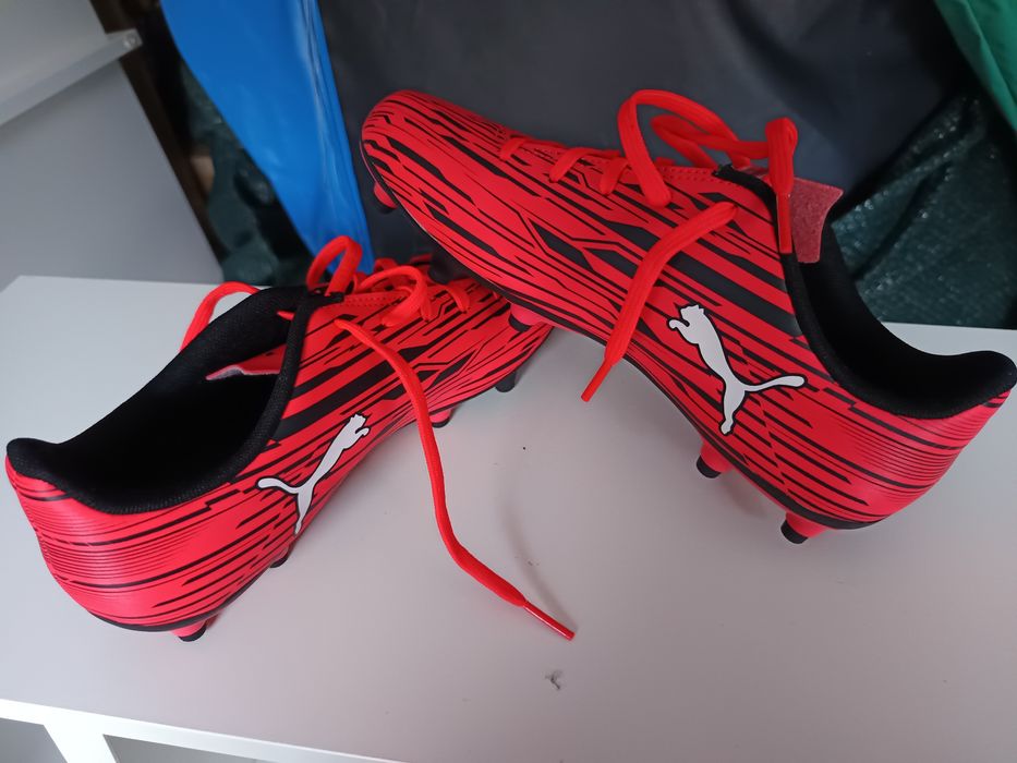 Chuteira de futebol PUMA Rápido III